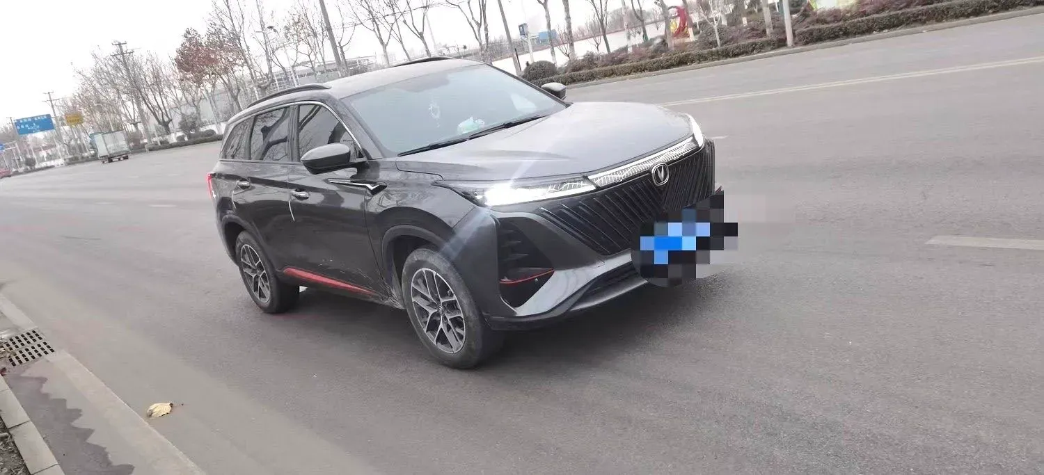 2022 ChangAn CS75 Plus 1.5T 188HP L4 8AT,autocango,china used car exporter,china ev exporter,chinese used car exporter,chinese used ev exporter