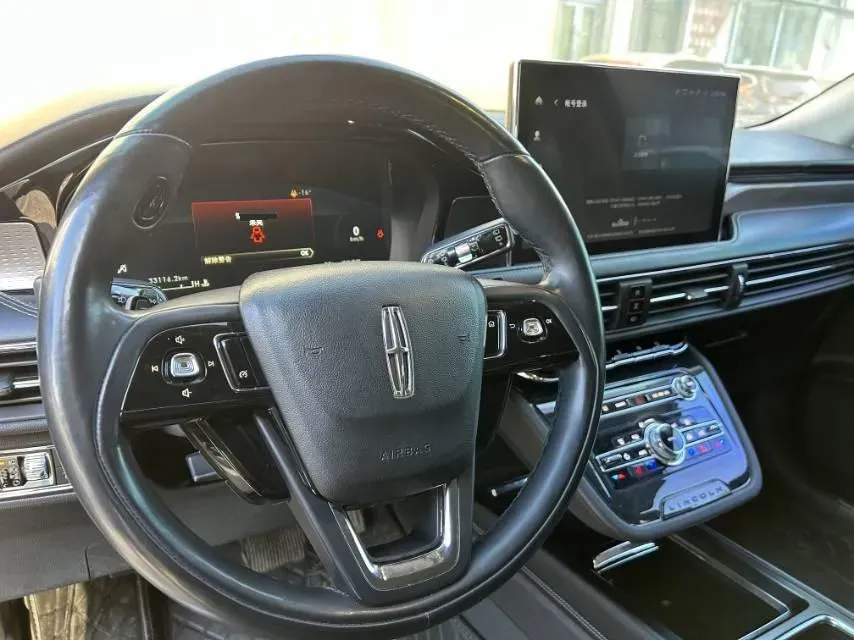 2022 Lincoln Corsair 2.0T 245HP L4 8AT,autocango,china used car exporter,china ev exporter,chinese used car exporter,chinese used ev exporter