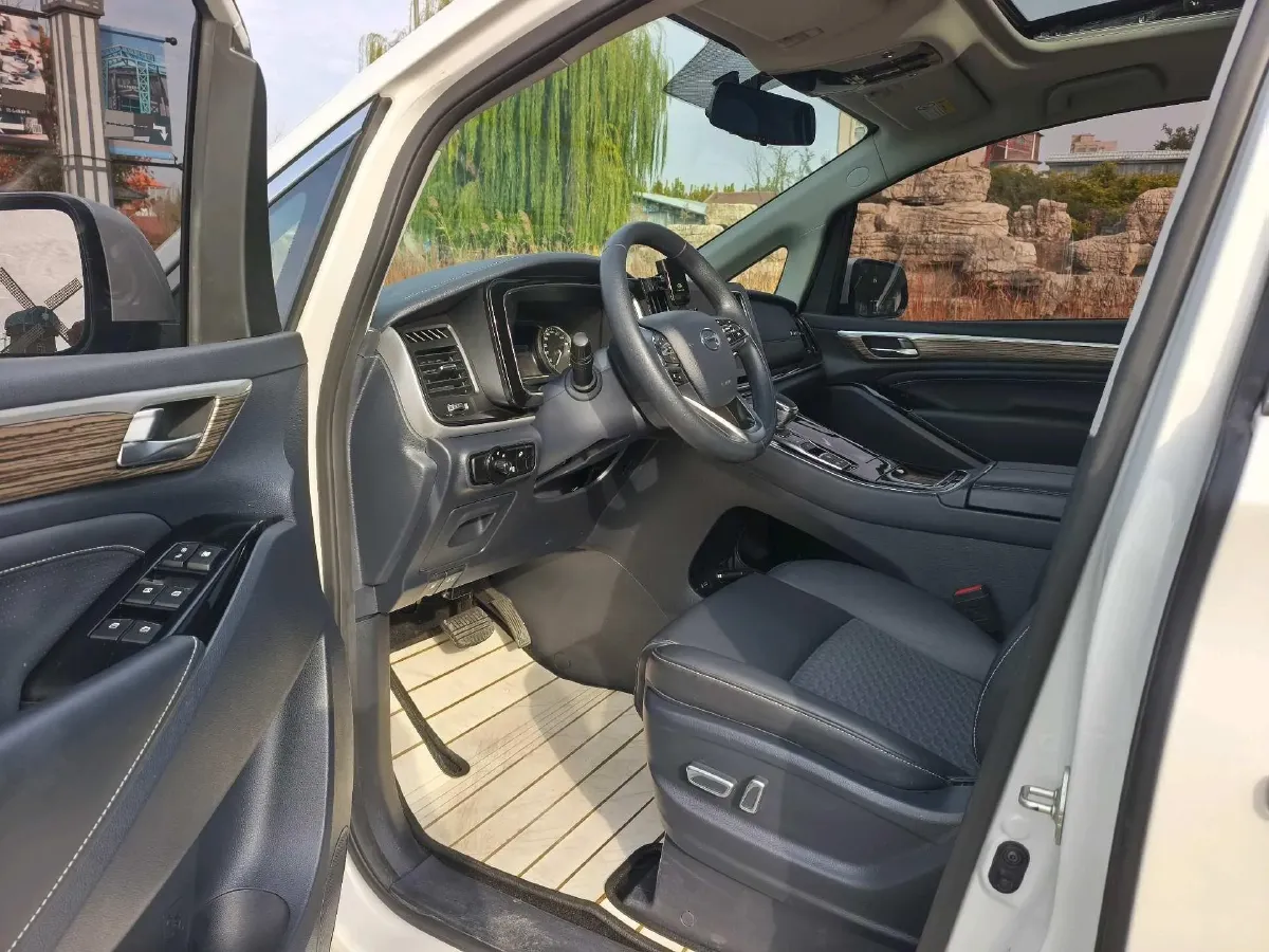 2023 GAC Trumpchi M8 2.0T 252HP L4 8AT,autocango,china used car exporter,china ev exporter,chinese used car exporter,chinese used ev exporter