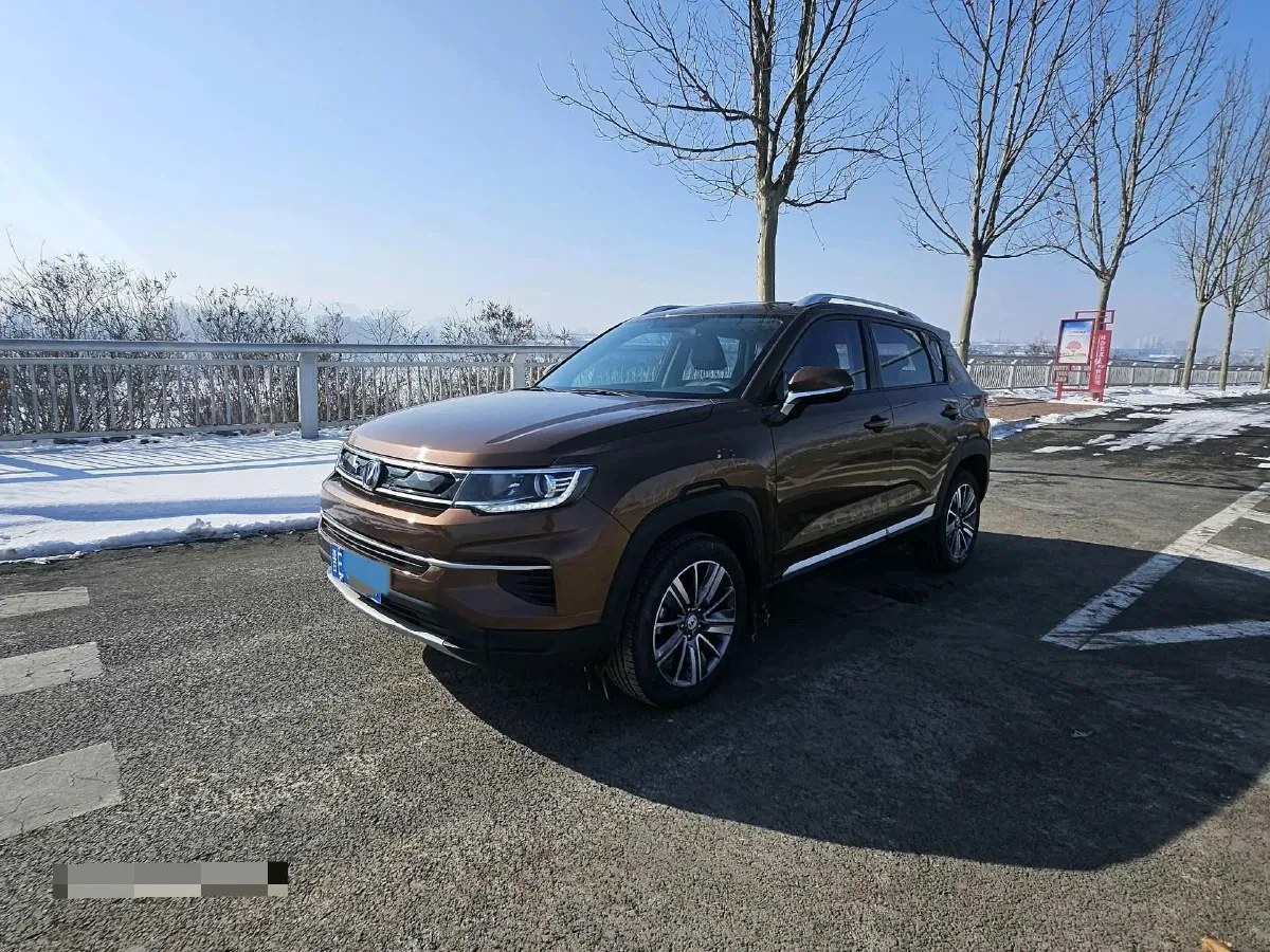 2019 ChangAn CS35 Plus 1.6L 128HP L4 6AT,autocango,china used car exporter,china ev exporter,chinese used car exporter,chinese used ev exporter