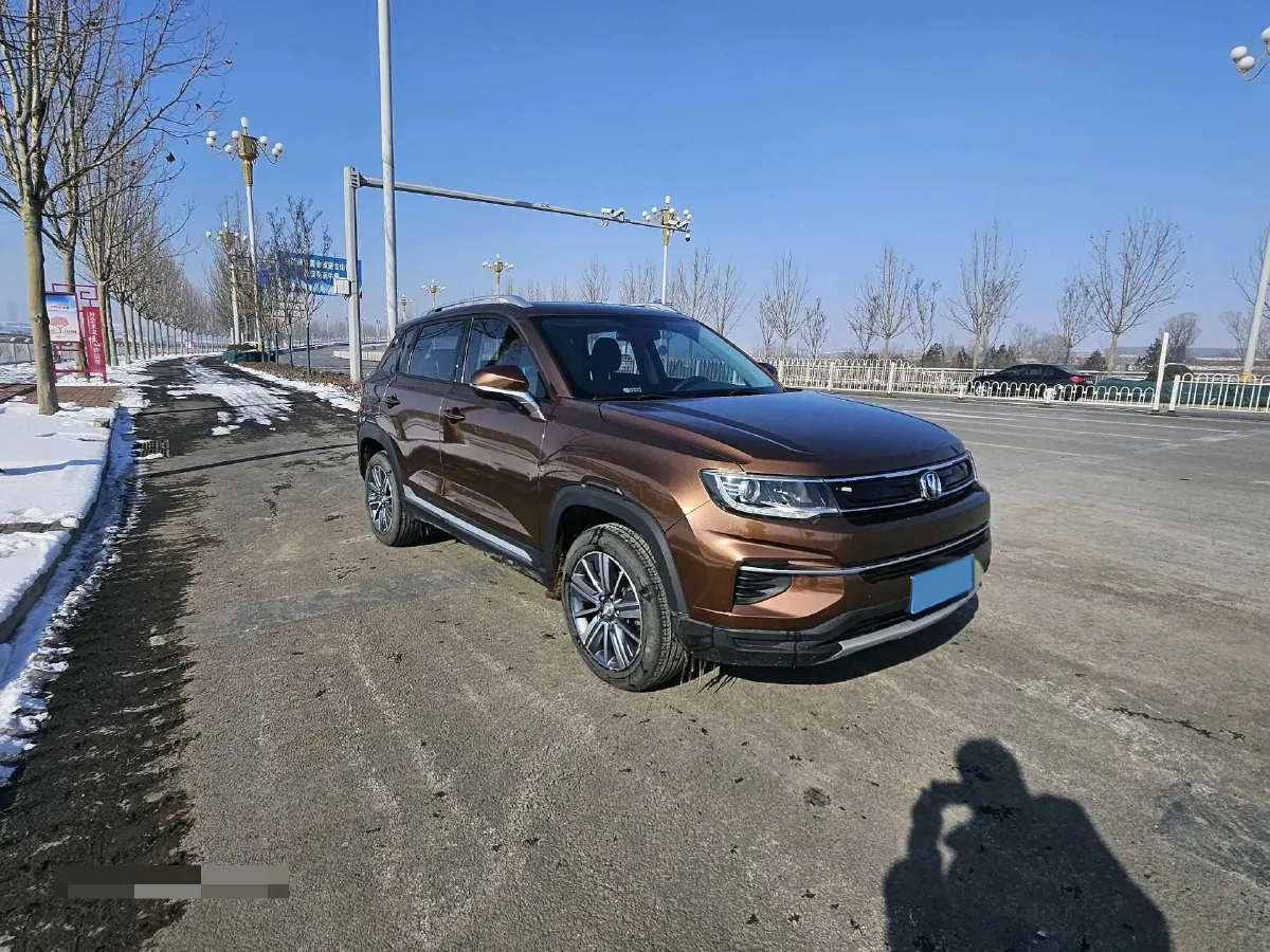 2019 ChangAn CS35 Plus 1.6L 128HP L4 6AT,autocango,china used car exporter,china ev exporter,chinese used car exporter,chinese used ev exporter