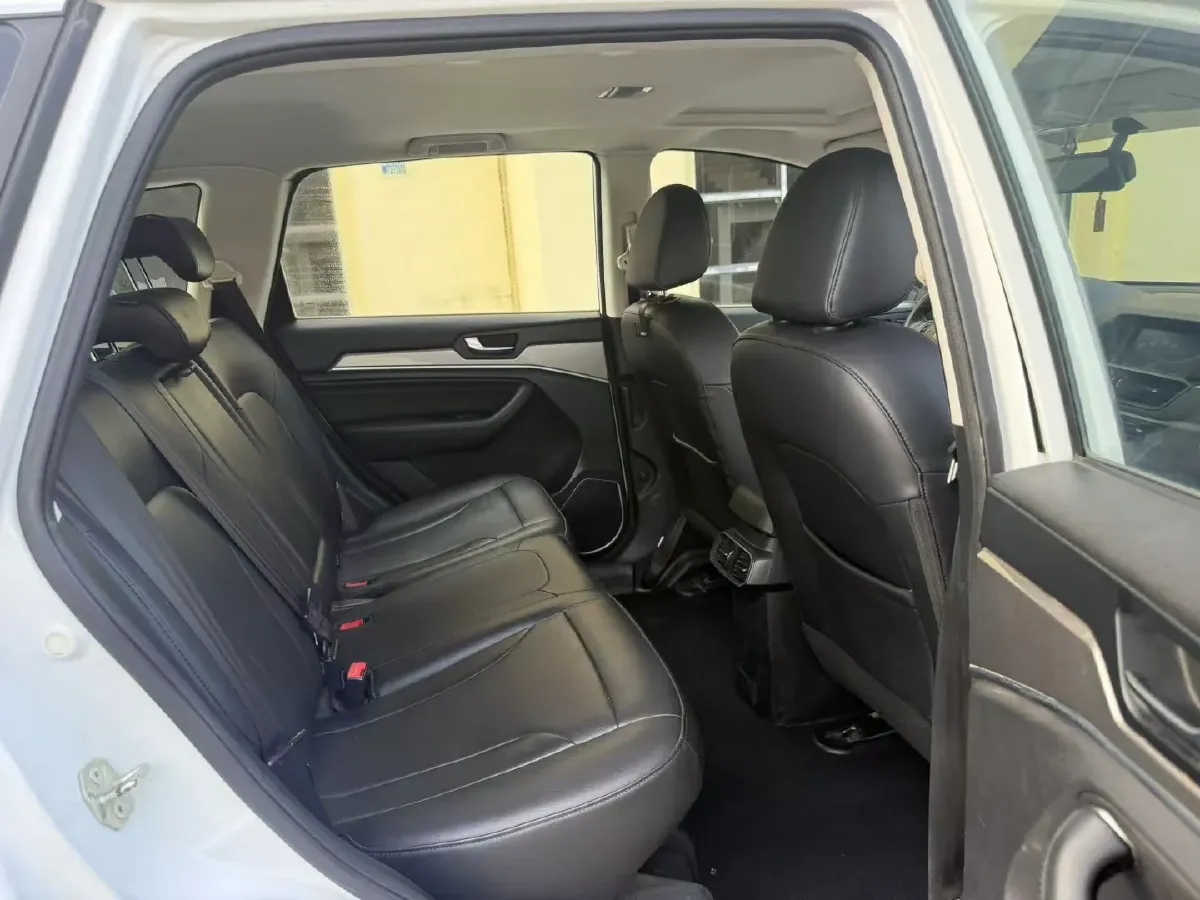 2018 Haval H6 1.5T 150HP L4 7DCT,autocango,china used car exporter,china ev exporter,chinese used car exporter,chinese used ev exporter