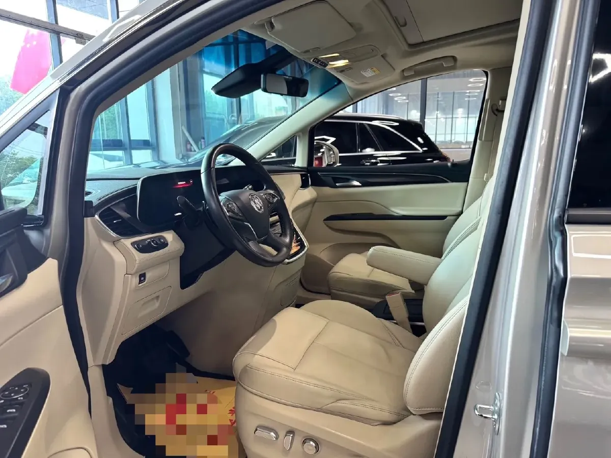 2022 Buick GL8 2.0T 237HP L4 9AT,autocango,china used car exporter,china ev exporter,chinese used car exporter,chinese used ev exporter