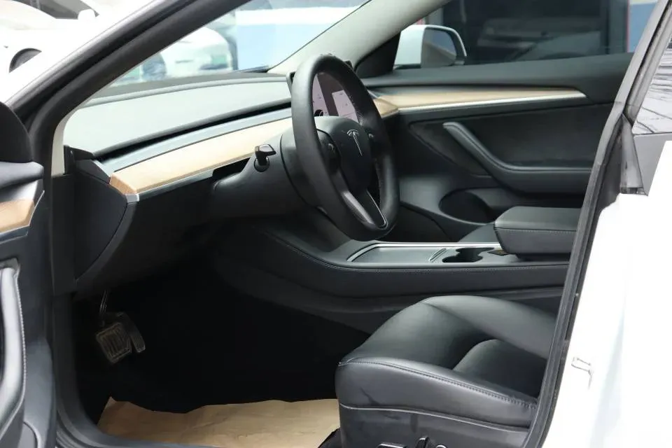 2022 Tesla Model 3 BEV 60KWH,autocango,china used car exporter,china ev exporter,chinese used car exporter,chinese used ev exporter