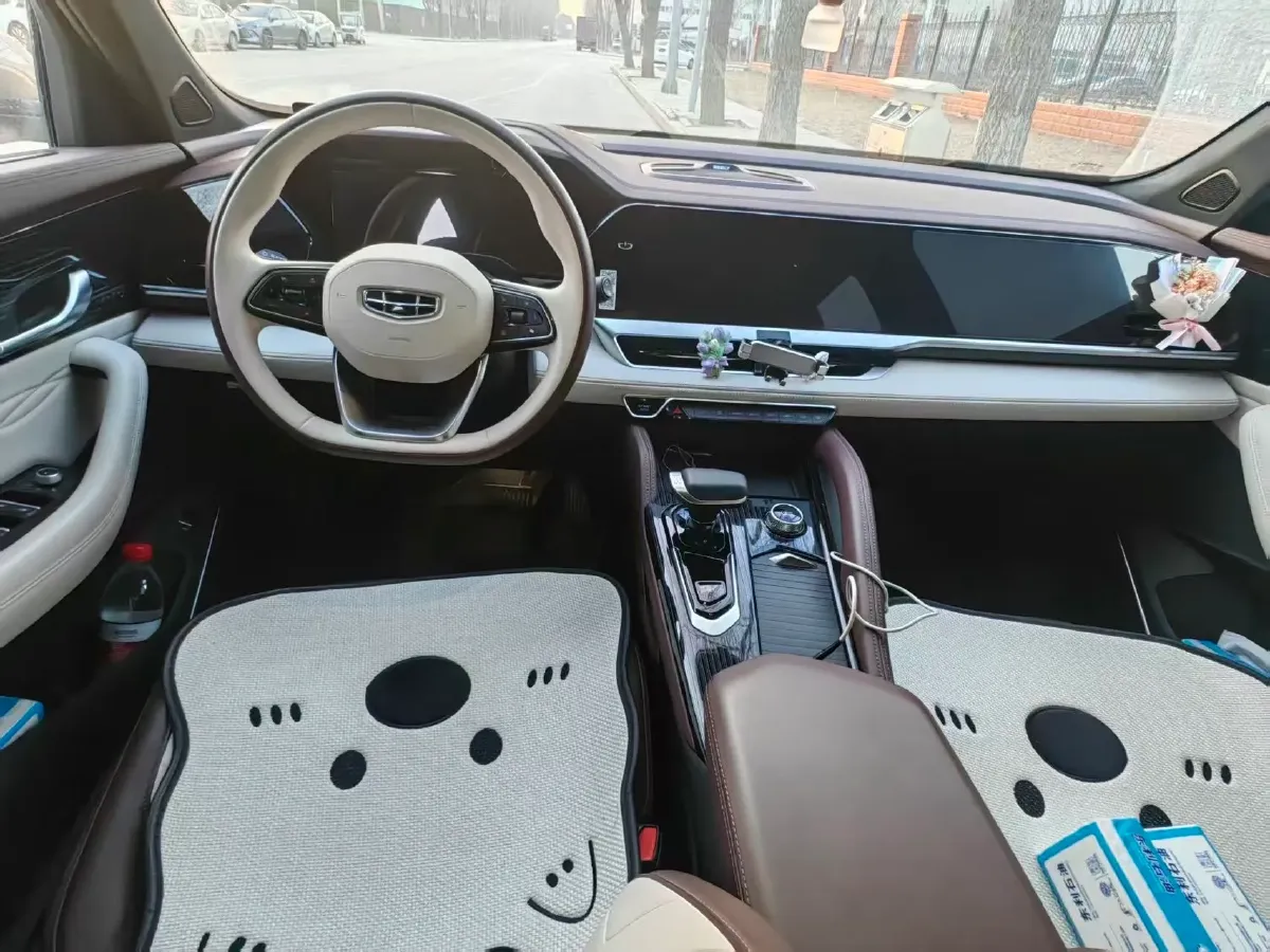 2021 Geely Monjaro 2.0T 218HP L4 7DCT,autocango,china used car exporter,china ev exporter,chinese used car exporter,chinese used ev exporter