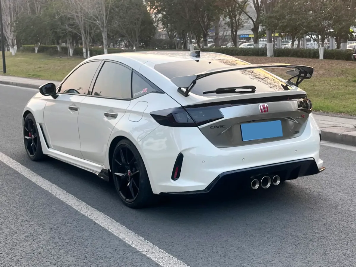 2023 Honda Civic 2.0T 300HP L4 6MT,autocango,china used car exporter,china ev exporter,chinese used car exporter,chinese used ev exporter