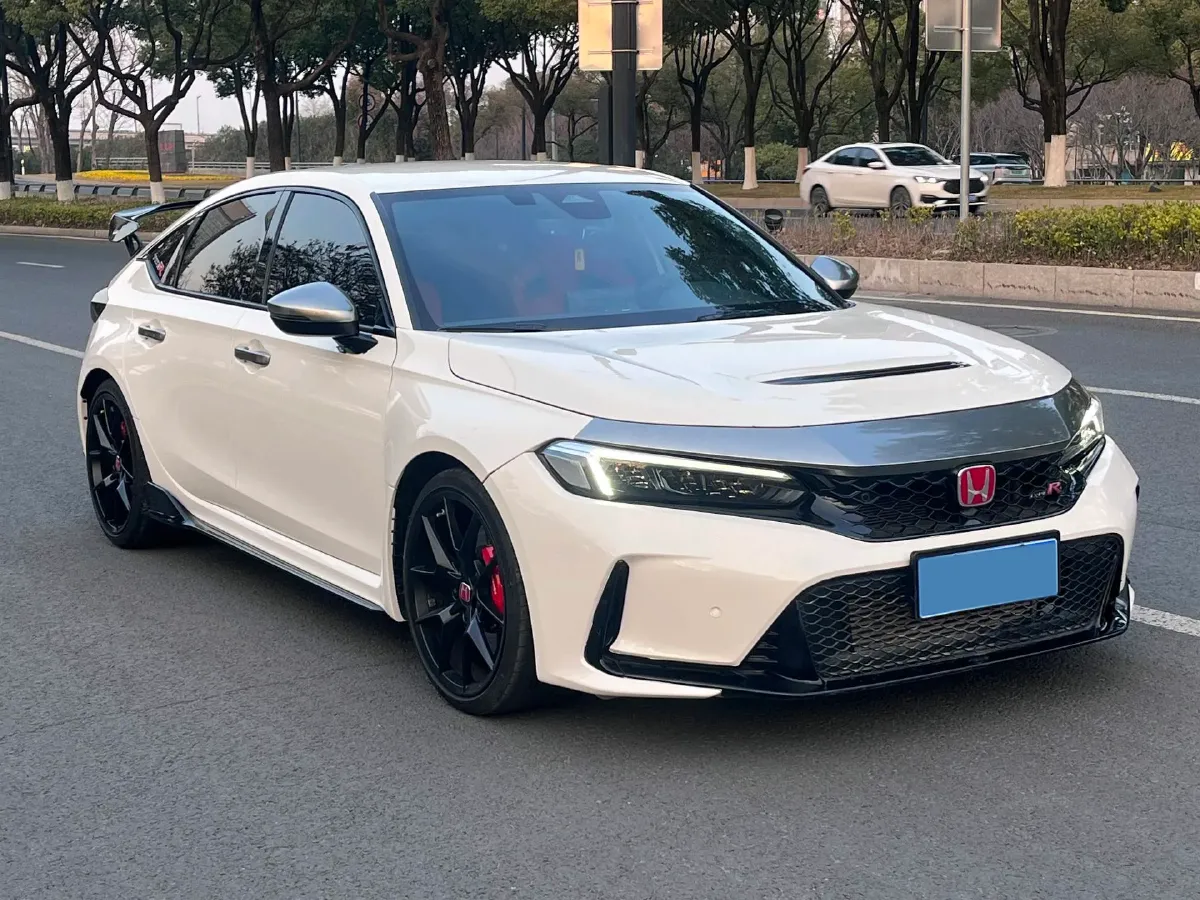 2023 Honda Civic 2.0T 300HP L4 6MT,autocango,china used car exporter,china ev exporter,chinese used car exporter,chinese used ev exporter