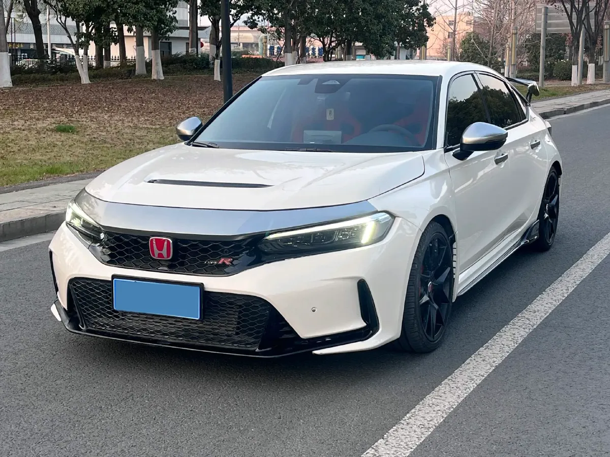 2023 Honda Civic 2.0T 300HP L4 6MT,autocango,china used car exporter,china ev exporter,chinese used car exporter,chinese used ev exporter