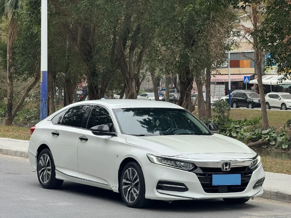 2018 Honda Accord 2.0L 146HP L4 E-CVT Hybrid,autocango,china used car exporter,china ev exporter,chinese used car exporter,chinese used ev exporter