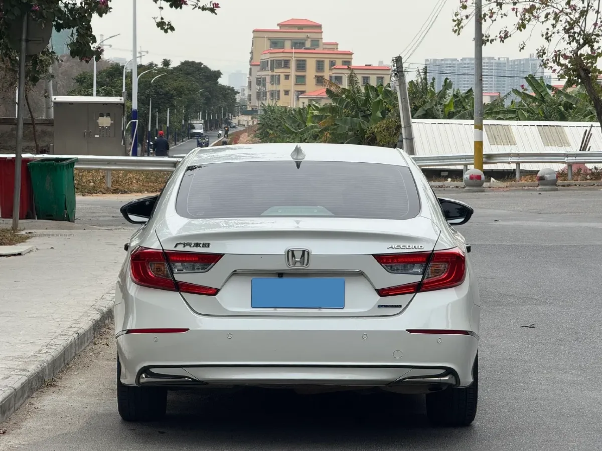2018 Honda Accord 2.0L 146HP L4 E-CVT Hybrid,autocango,china used car exporter,china ev exporter,chinese used car exporter,chinese used ev exporter