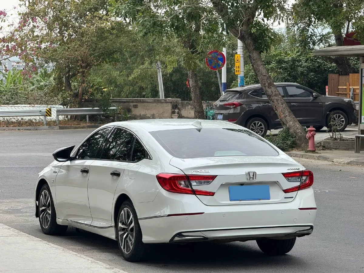 2018 Honda Accord 2.0L 146HP L4 E-CVT Hybrid,autocango,china used car exporter,china ev exporter,chinese used car exporter,chinese used ev exporter