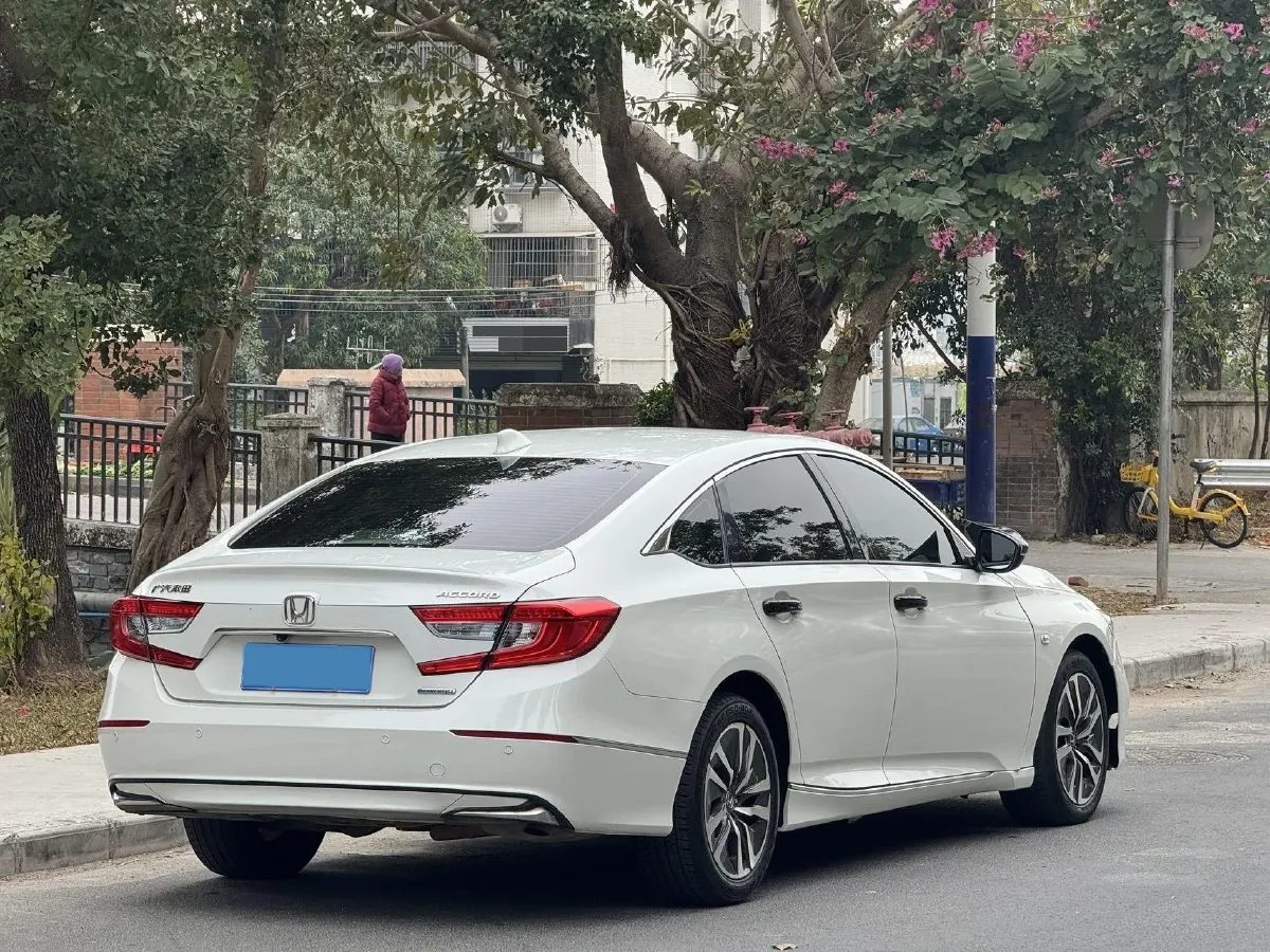 2018 Honda Accord 2.0L 146HP L4 E-CVT Hybrid,autocango,china used car exporter,china ev exporter,chinese used car exporter,chinese used ev exporter