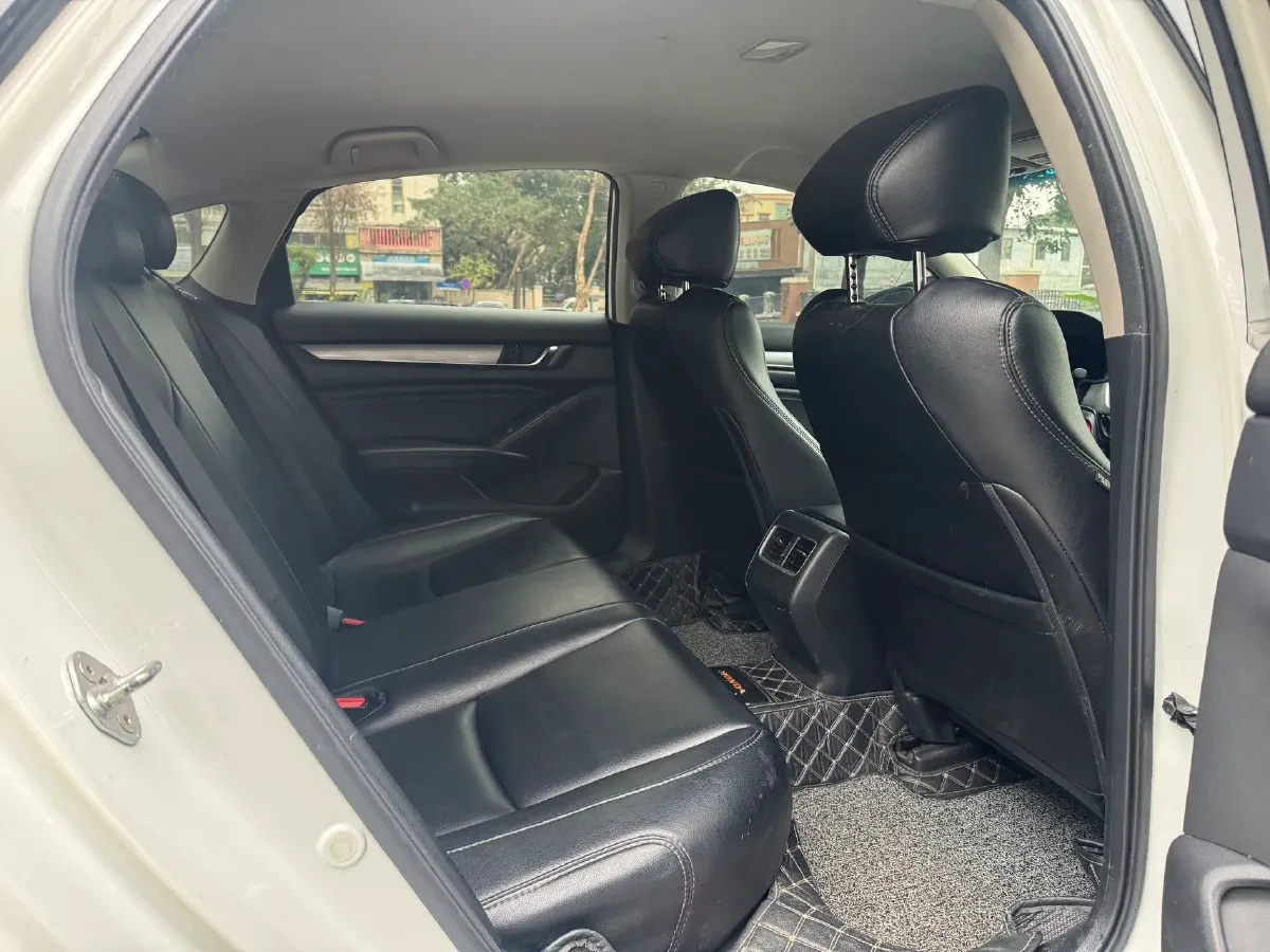 2018 Honda Accord 2.0L 146HP L4 E-CVT Hybrid,autocango,china used car exporter,china ev exporter,chinese used car exporter,chinese used ev exporter