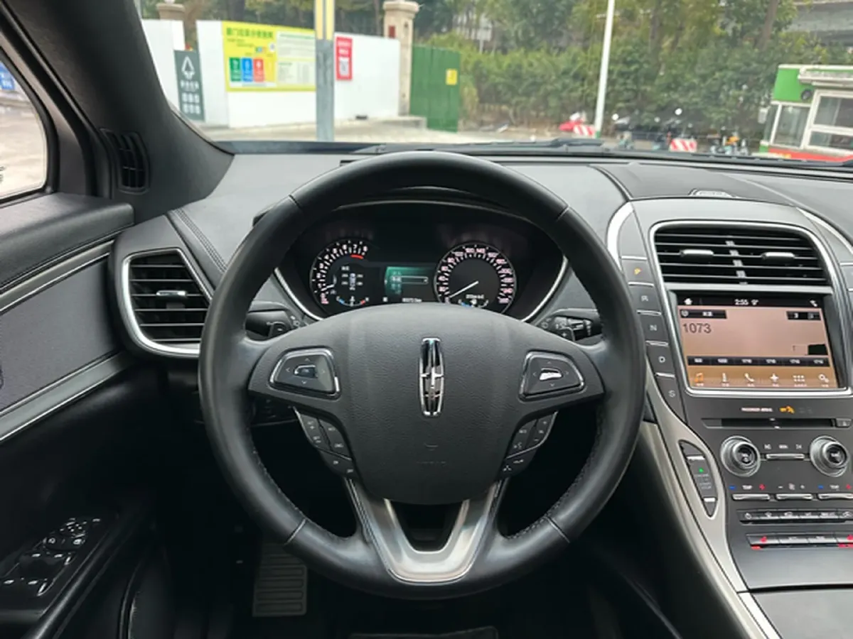 2018 Lincoln MKX 2.0T 253HP L4 6AT,autocango,china used car exporter,china ev exporter,chinese used car exporter,chinese used ev exporter