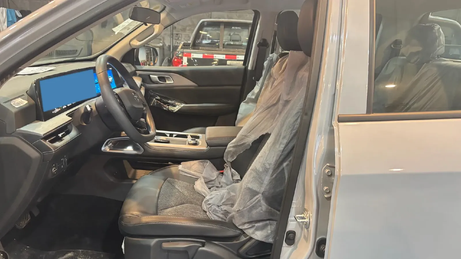 2024 ChangAn Kaicene RuiXing EM80 BEV 38.7KWH,autocango,china used car exporter,china ev exporter,chinese used car exporter,chinese used ev exporter