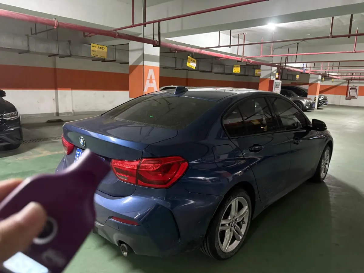 2022 BMW 1 Series 1.5T 140HP L3 7DCT,autocango,china used car exporter,china ev exporter,chinese used car exporter,chinese used ev exporter