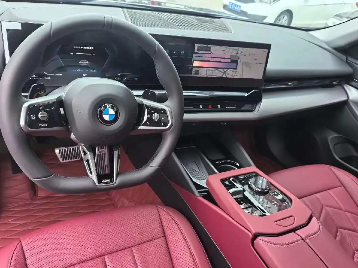 2026 BMW 5 Series 2.0T 190HP L4 8AT,autocango,china used car exporter,china ev exporter,chinese used car exporter,chinese used ev exporter