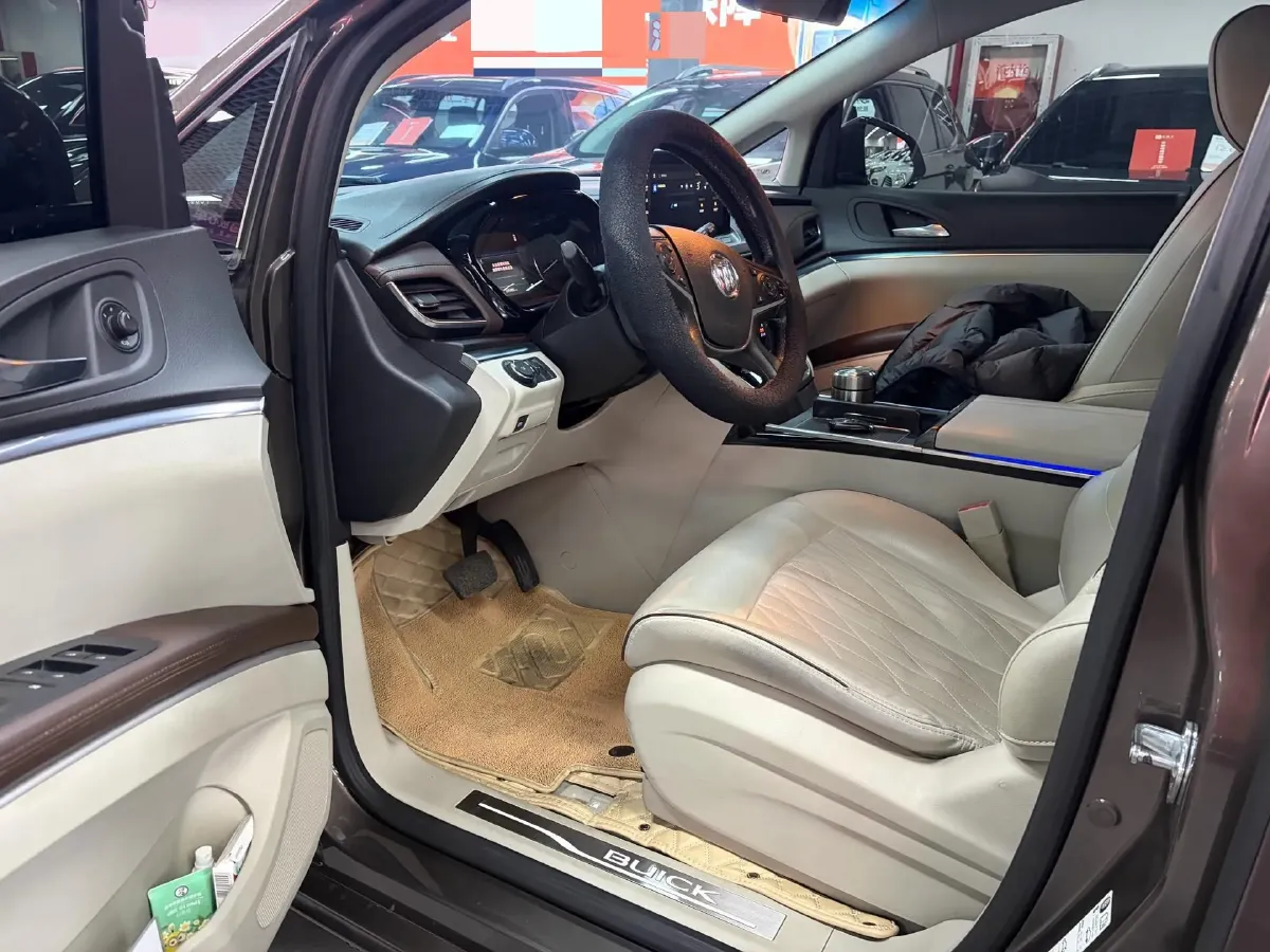2022 Buick GL8 2.0T 237HP L4 9AT,autocango,china used car exporter,china ev exporter,chinese used car exporter,chinese used ev exporter