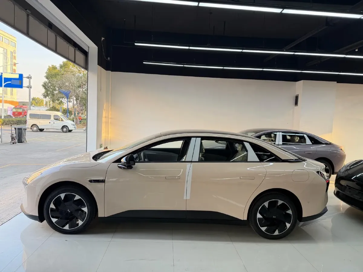2025 Xpeng MONA M03 BEV,autocango,china used car exporter,china ev exporter,chinese used car exporter,chinese used ev exporter