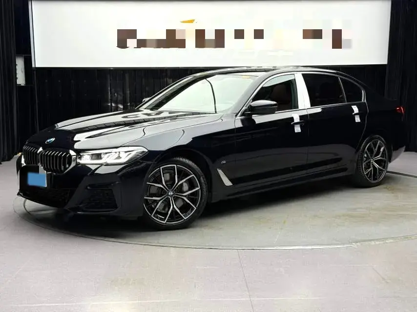 2023 BMW 5 Series 2.0T 245HP L4 8AT