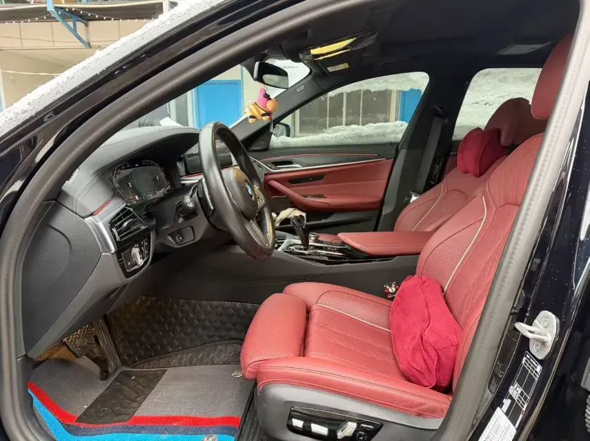 2023 BMW 5 Series 2.0T 245HP L4 8AT,autocango,china used car exporter,china ev exporter,chinese used car exporter,chinese used ev exporter