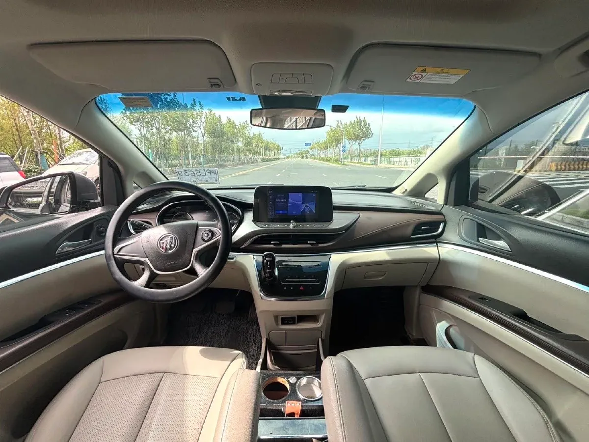 2021 Buick GL8 2.0T 237HP L4 9AT,autocango,china used car exporter,china ev exporter,chinese used car exporter,chinese used ev exporter