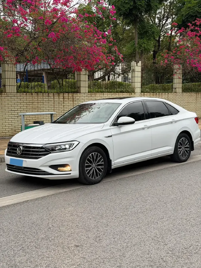 2019 Volkswagen Tharu 1.4T 150HP L4 7DCT