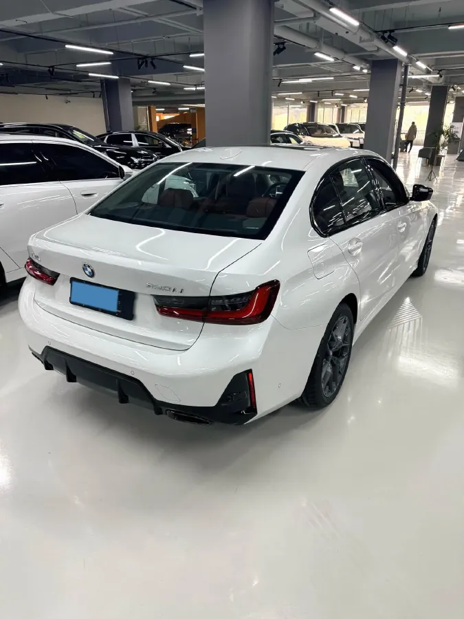 2025 BMW 3 Series 2.0T 245HP L4 8AT,autocango,china used car exporter,china ev exporter,chinese used car exporter,chinese used ev exporter