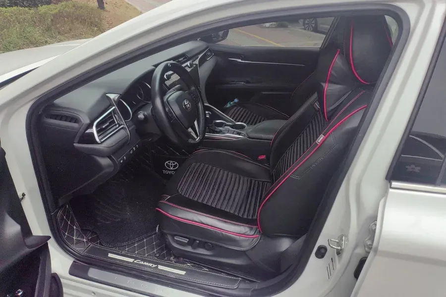 2019 Toyota Camry 2.0L 178HP L4 CVT,autocango,china used car exporter,china ev exporter,chinese used car exporter,chinese used ev exporter