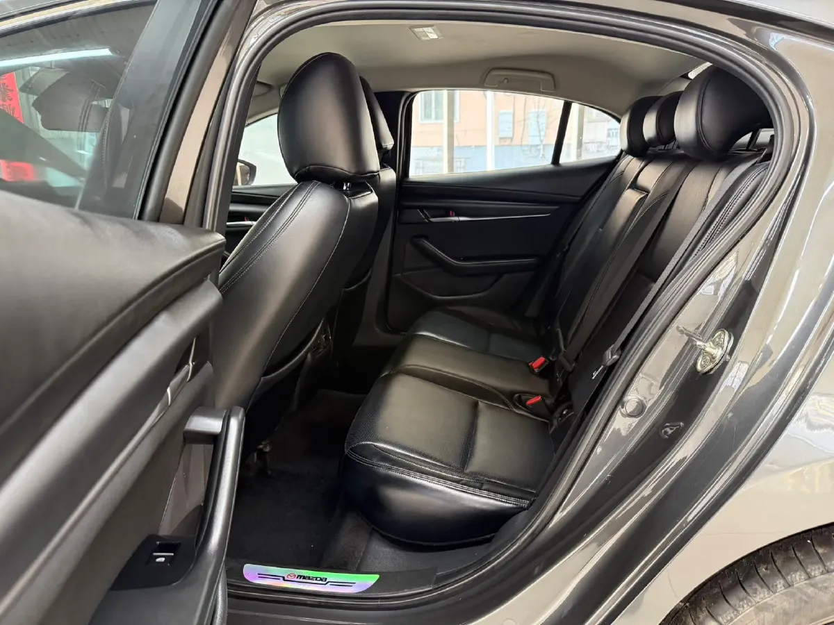 2021 Mazda 3 Axela 1.5L 117HP L4 6AT,autocango,china used car exporter,china ev exporter,chinese used car exporter,chinese used ev exporter