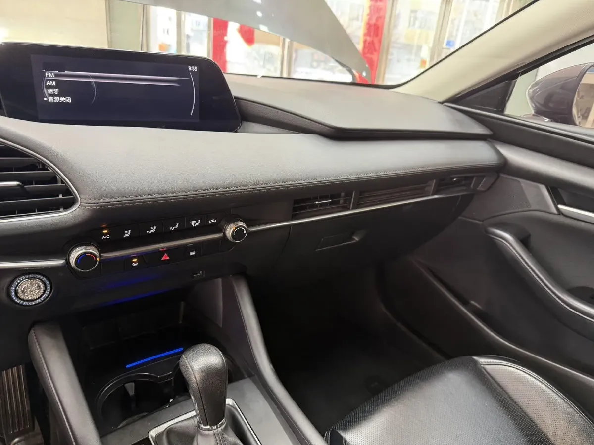 2021 Mazda 3 Axela 1.5L 117HP L4 6AT,autocango,china used car exporter,china ev exporter,chinese used car exporter,chinese used ev exporter