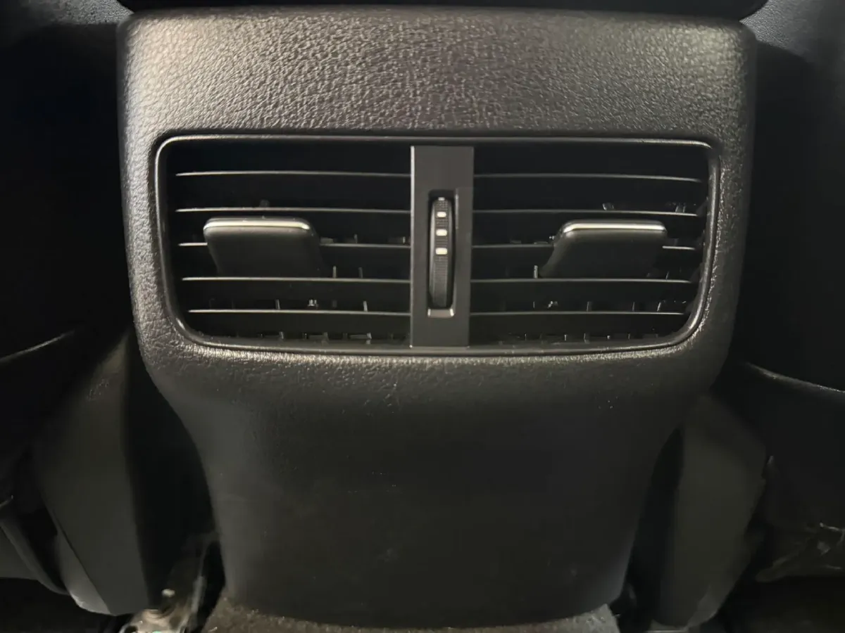 2021 Mazda 3 Axela 1.5L 117HP L4 6AT,autocango,china used car exporter,china ev exporter,chinese used car exporter,chinese used ev exporter