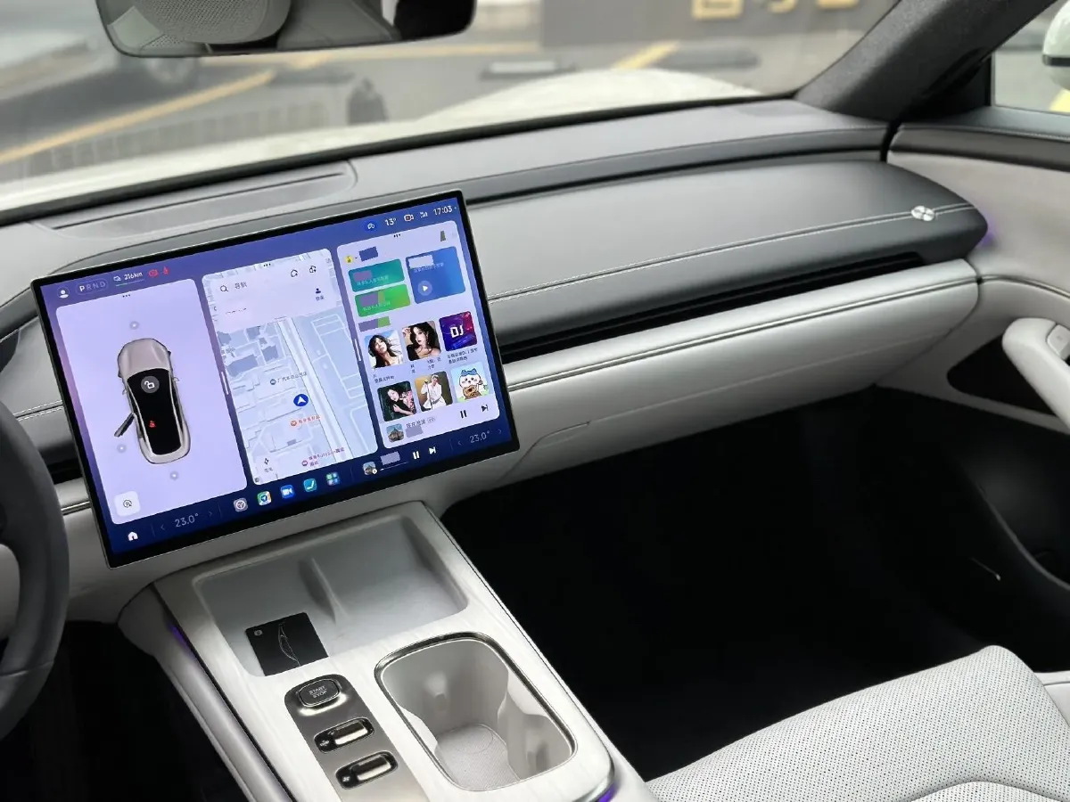 2024 MI SU7 BEV 73.6KWH,autocango,china used car exporter,china ev exporter,chinese used car exporter,chinese used ev exporter