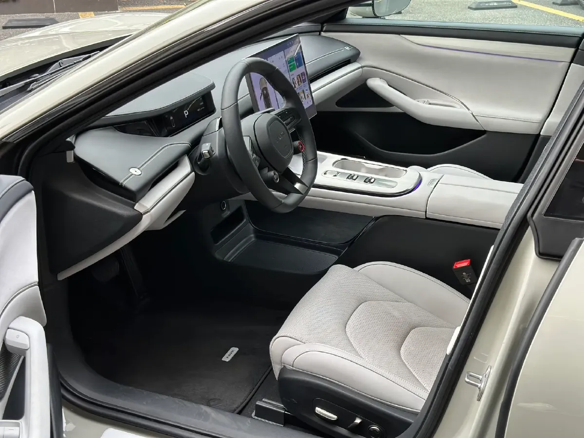 2024 MI SU7 BEV 73.6KWH,autocango,china used car exporter,china ev exporter,chinese used car exporter,chinese used ev exporter