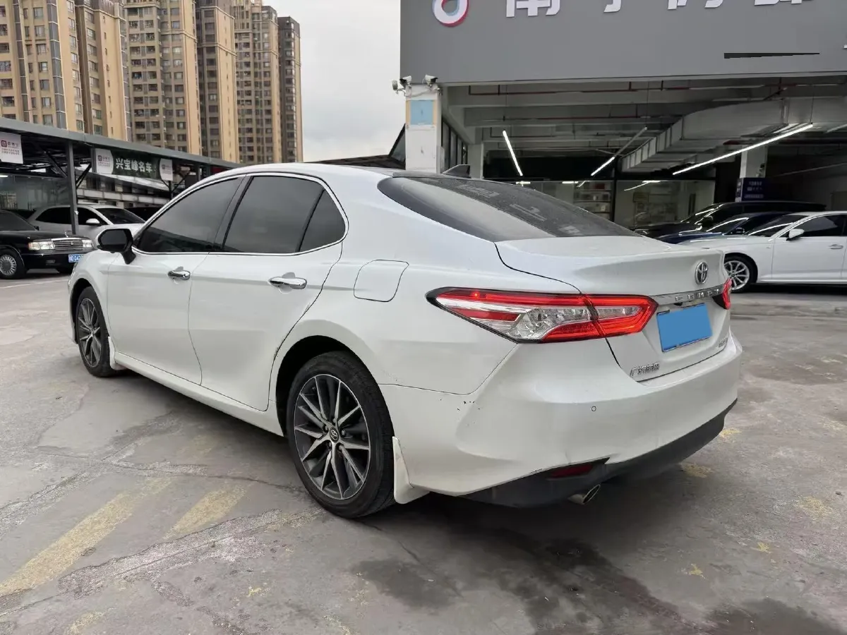 2021 Toyota Camry 2.5L 178HP L4 E-CVT Hybrid,autocango,china used car exporter,china ev exporter,chinese used car exporter,chinese used ev exporter