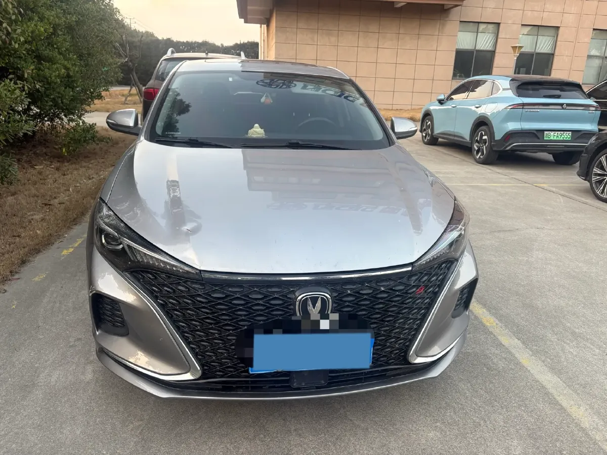 2020 ChangAn Eado 1.4T 158HP L4 7DCT,autocango,china used car exporter,china ev exporter,chinese used car exporter,chinese used ev exporter