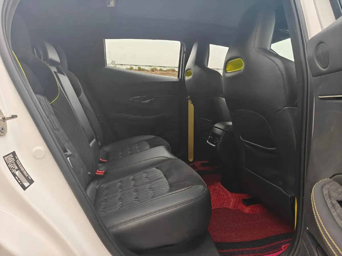 2022 ChangAn UNI-T 1.5T 188HP L4 7DCT,autocango,china used car exporter,china ev exporter,chinese used car exporter,chinese used ev exporter