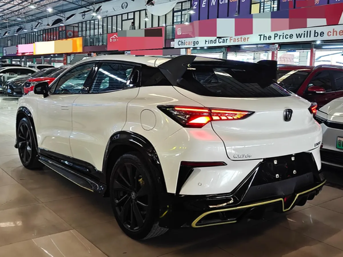 2022 ChangAn UNI-T 1.5T 188HP L4 7DCT,autocango,china used car exporter,china ev exporter,chinese used car exporter,chinese used ev exporter