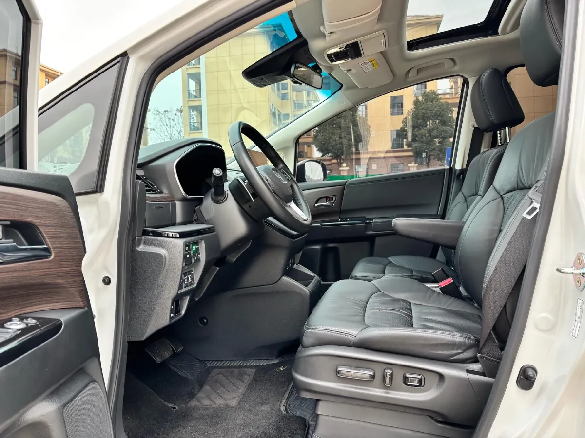 2024 Honda Odyssey 2.0L 146HP L4 E-CVT Hybrid,autocango,china used car exporter,china ev exporter,chinese used car exporter,chinese used ev exporter