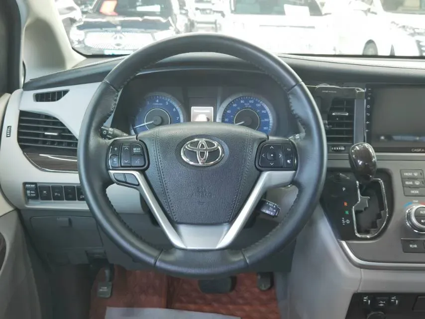 2019 Toyota Avalon 2.0L 178HP L4 CVT,autocango,china used car exporter,china ev exporter,chinese used car exporter,chinese used ev exporter