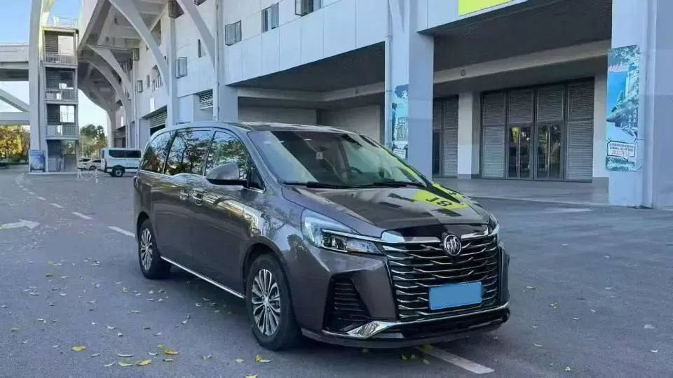 2022 Buick GL8 2.0T 237HP L4 9AT,autocango,china used car exporter,china ev exporter,chinese used car exporter,chinese used ev exporter