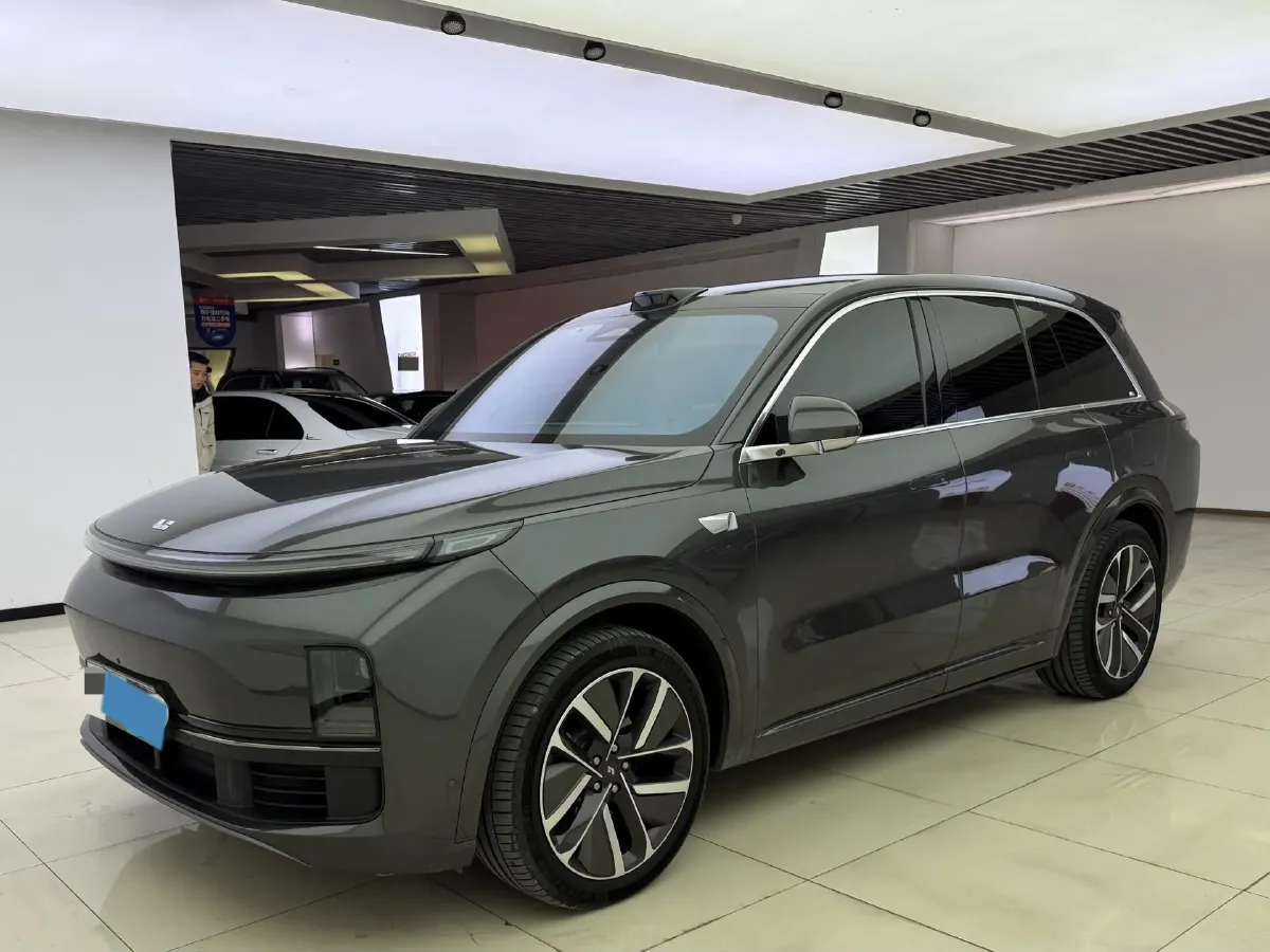 2024 Ford Bronco 2.3T 275HP L4 10AT,autocango,china used car exporter,china ev exporter,chinese used car exporter,chinese used ev exporter