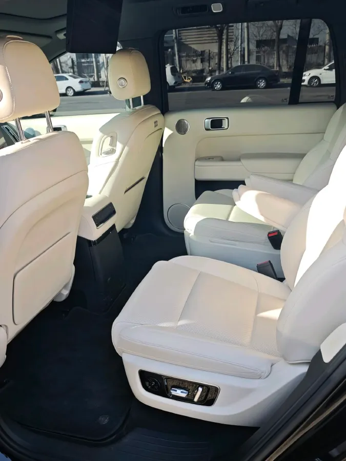 2024 Li L9 Range Extended 154HP REEV 52.3KWH,autocango,china used car exporter,china ev exporter,chinese used car exporter,chinese used ev exporter