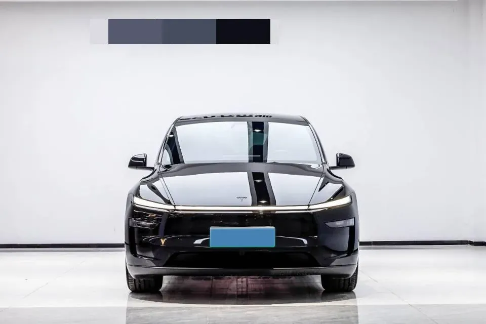 2025 Tesla Model Y L BEV,autocango,china used car exporter,china ev exporter,chinese used car exporter,chinese used ev exporter