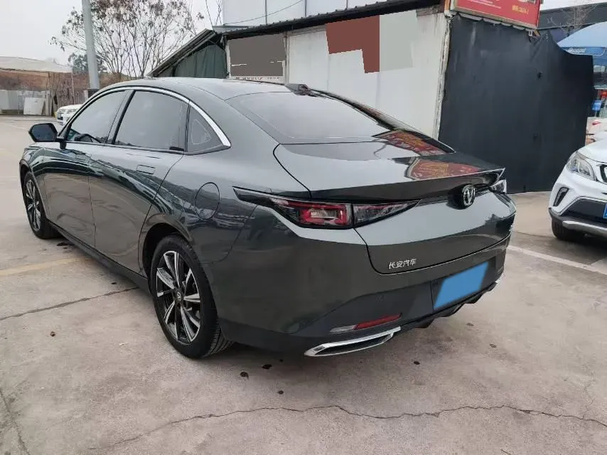 2023 ChangAn Oshan Z6 1.5T 188HP L4 7DCT,autocango,china used car exporter,china ev exporter,chinese used car exporter,chinese used ev exporter
