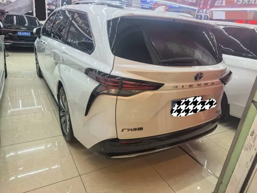 2023 Toyota Sienna 2.5L 189HP L4 E-CVT Hybrid,autocango,china used car exporter,china ev exporter,chinese used car exporter,chinese used ev exporter