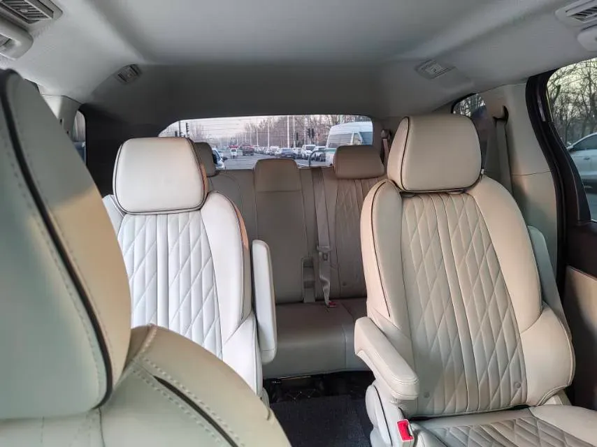 2022 Buick GL8 2.0T 237HP L4 9AT,autocango,china used car exporter,china ev exporter,chinese used car exporter,chinese used ev exporter