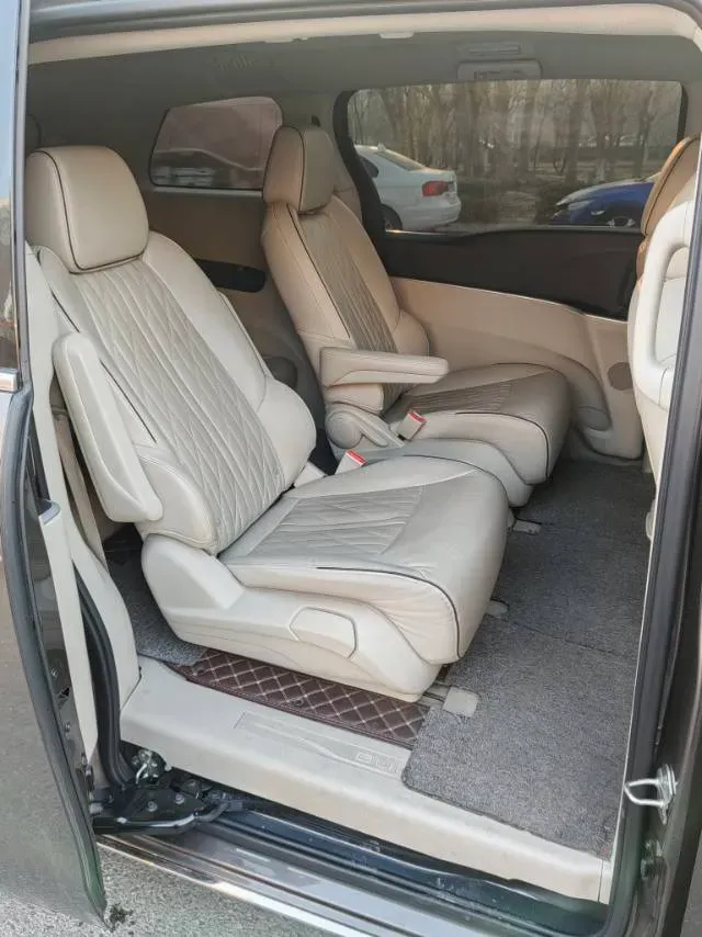 2022 Buick GL8 2.0T 237HP L4 9AT,autocango,china used car exporter,china ev exporter,chinese used car exporter,chinese used ev exporter