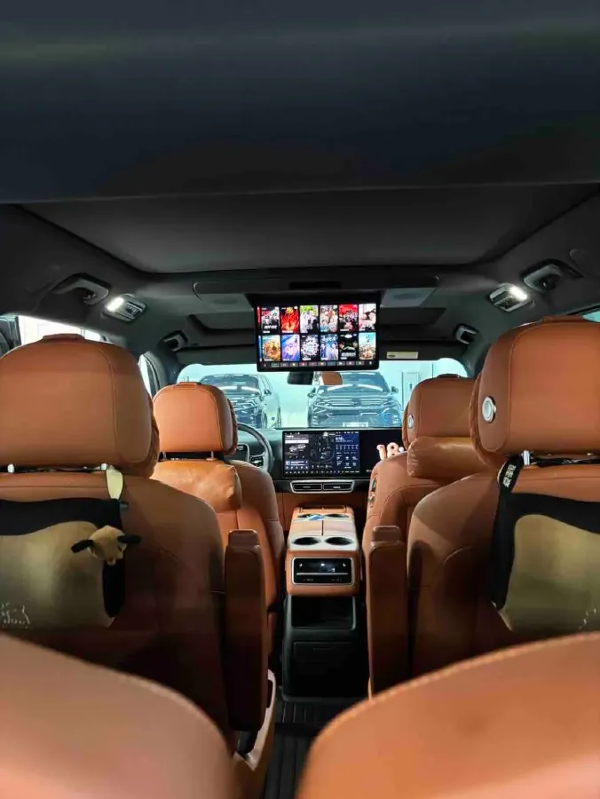 2024 Ford Bronco 2.3T 275HP L4 10AT,autocango,china used car exporter,china ev exporter,chinese used car exporter,chinese used ev exporter