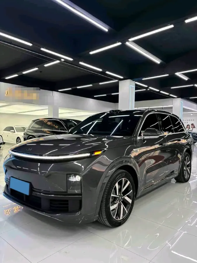 2024 Ford Bronco 2.3T 275HP L4 10AT,autocango,china used car exporter,china ev exporter,chinese used car exporter,chinese used ev exporter